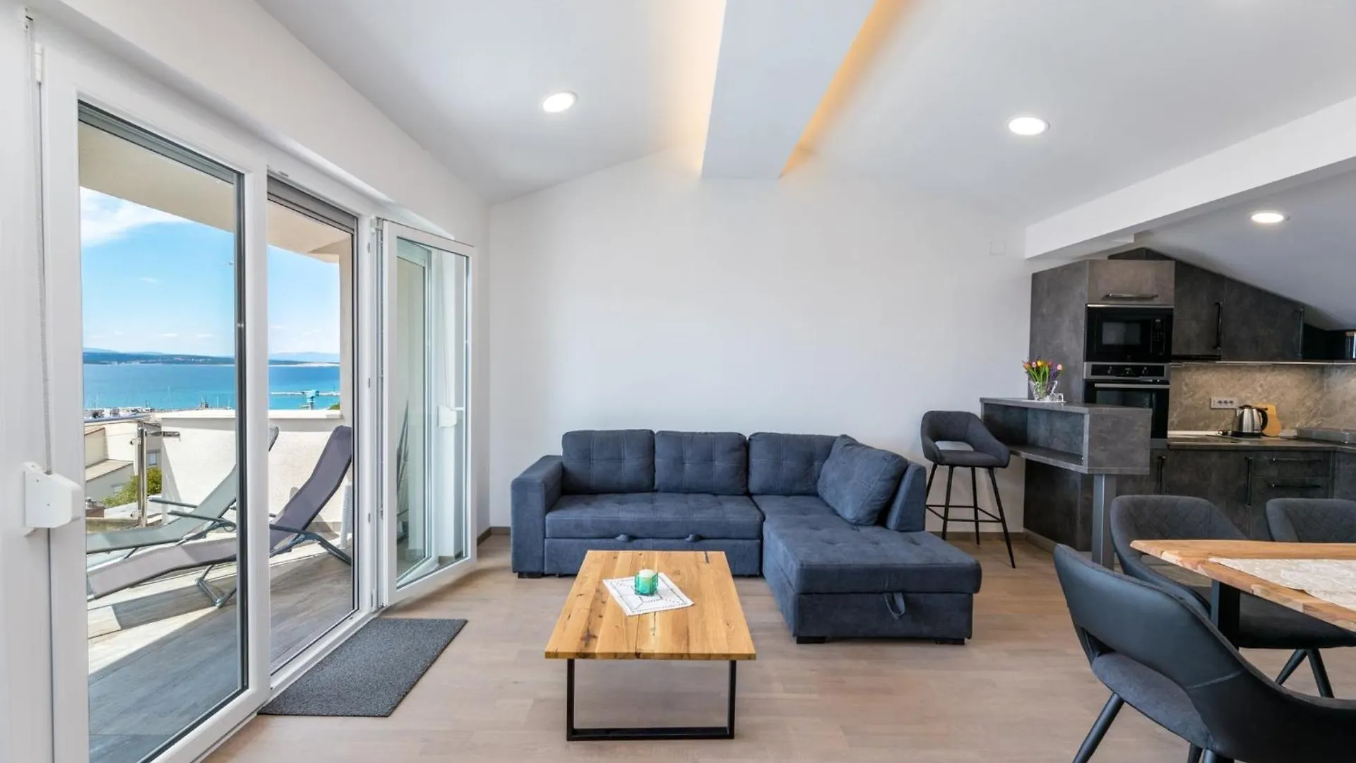 The View Apartment Crikvenica 0*,